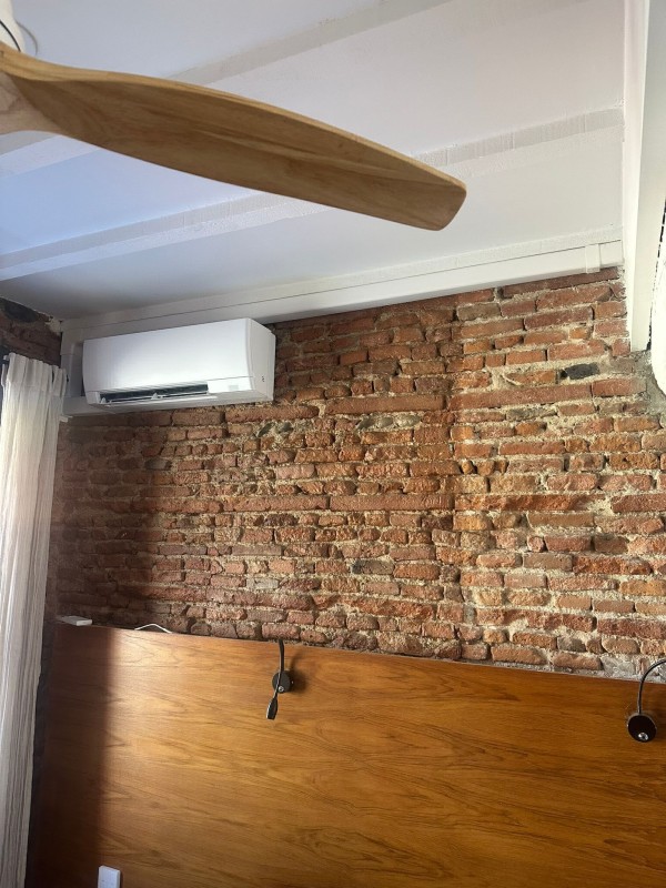 Installation d’une climatisation dans un appartement duplex sous les toits à Toulouse