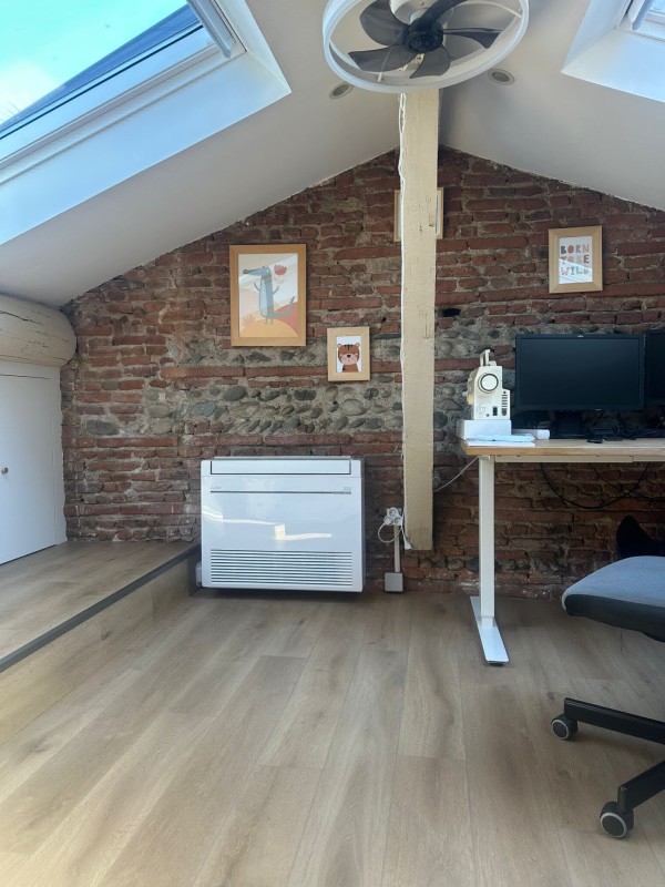 Installation d’une climatisation dans un appartement duplex sous les toits à Toulouse