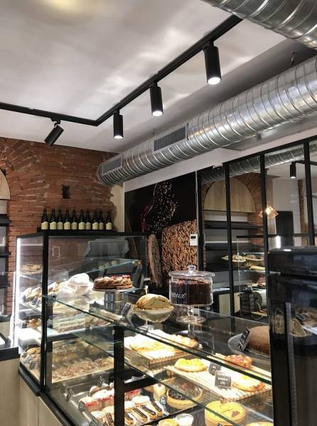 Trouver la bonne vitrine réfrigérée pour une boulangerie à Toulouse