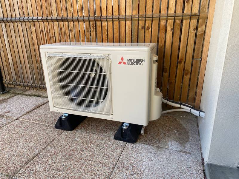pose d'une uninté extérieur climatisation beauzelle