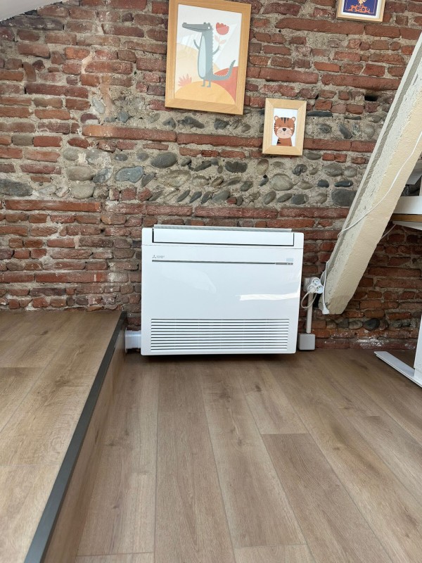 Installation d’une climatisation dans un appartement duplex sous les toits à Toulouse